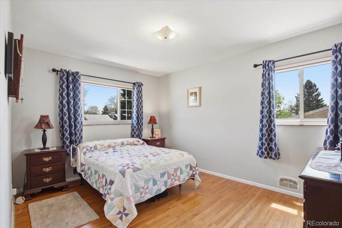 MLS Image #14 for 2801 s mabry court,denver, Colorado