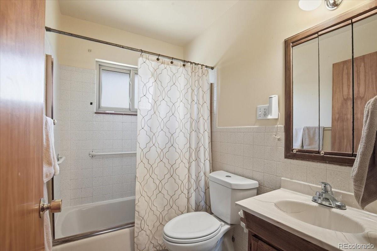 MLS Image #16 for 2801 s mabry court,denver, Colorado