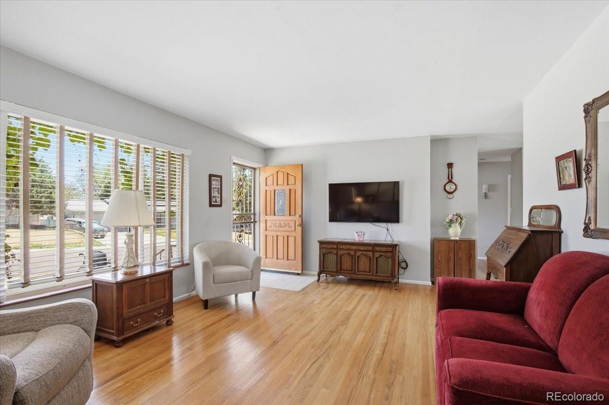 MLS Image #7 for 2801 s mabry court,denver, Colorado