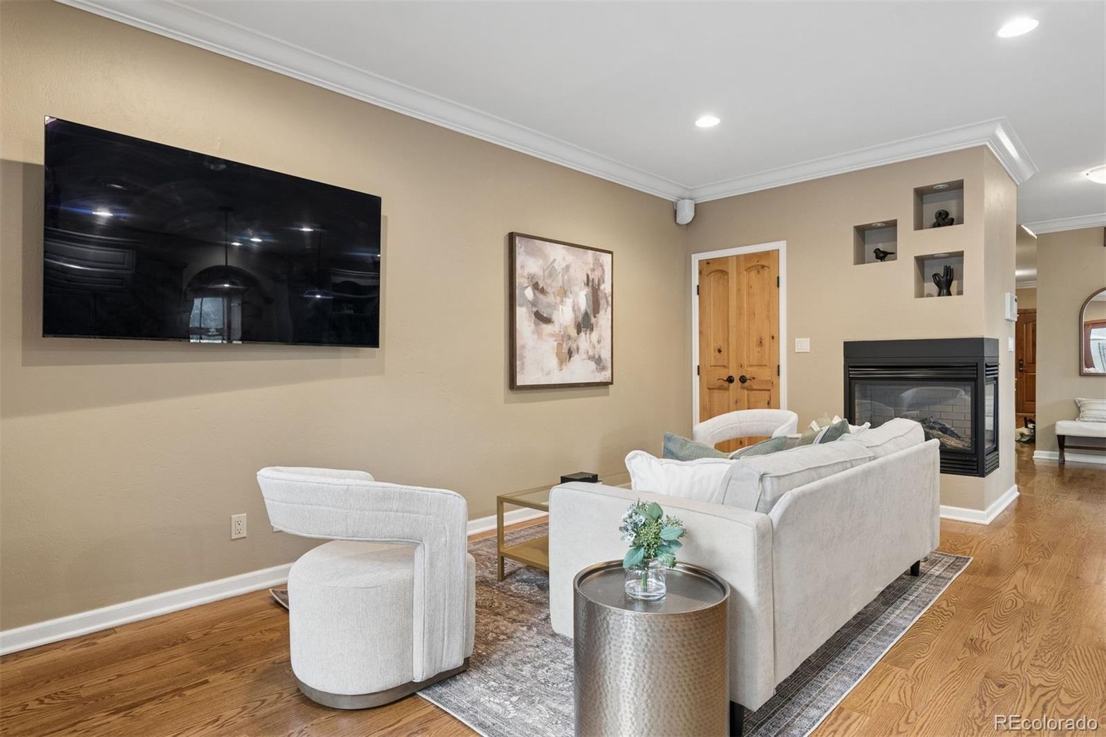 MLS Image #17 for 498  columbine street 9,denver, Colorado