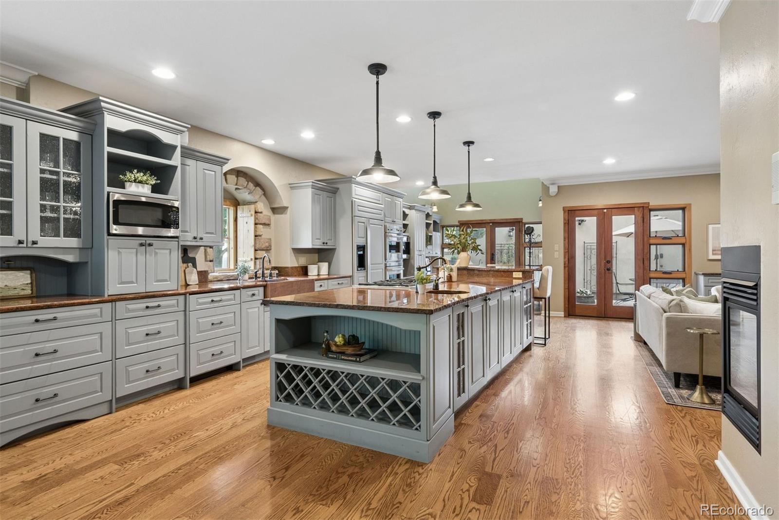 MLS Image #2 for 498  columbine street 9,denver, Colorado
