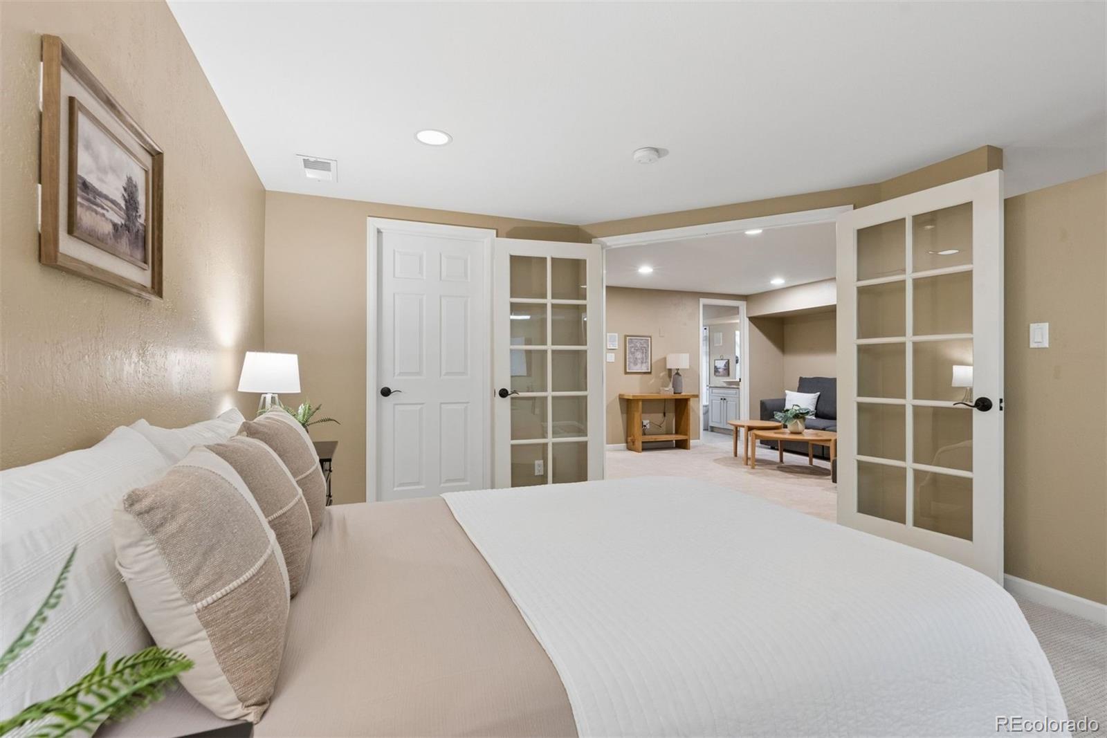 MLS Image #31 for 498  columbine street 9,denver, Colorado