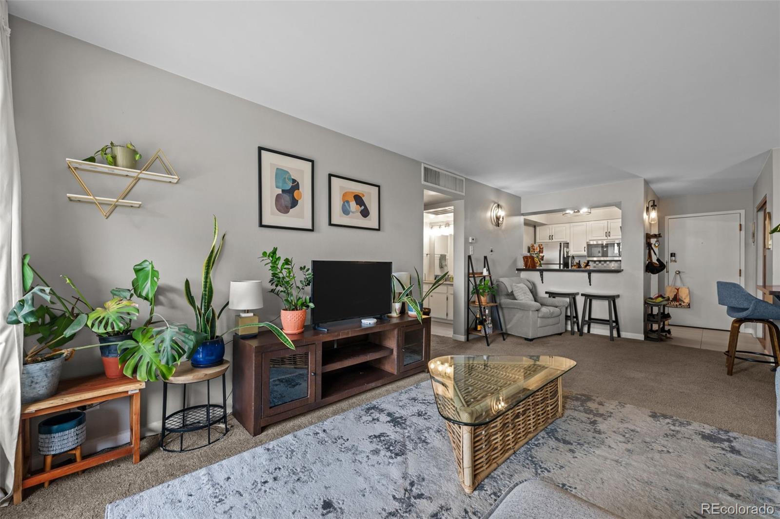 MLS Image #13 for 400 s lafayette street,denver, Colorado