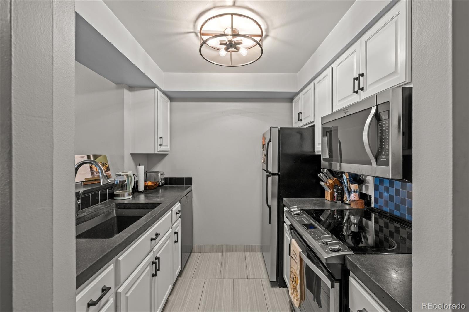 MLS Image #3 for 400 s lafayette street,denver, Colorado