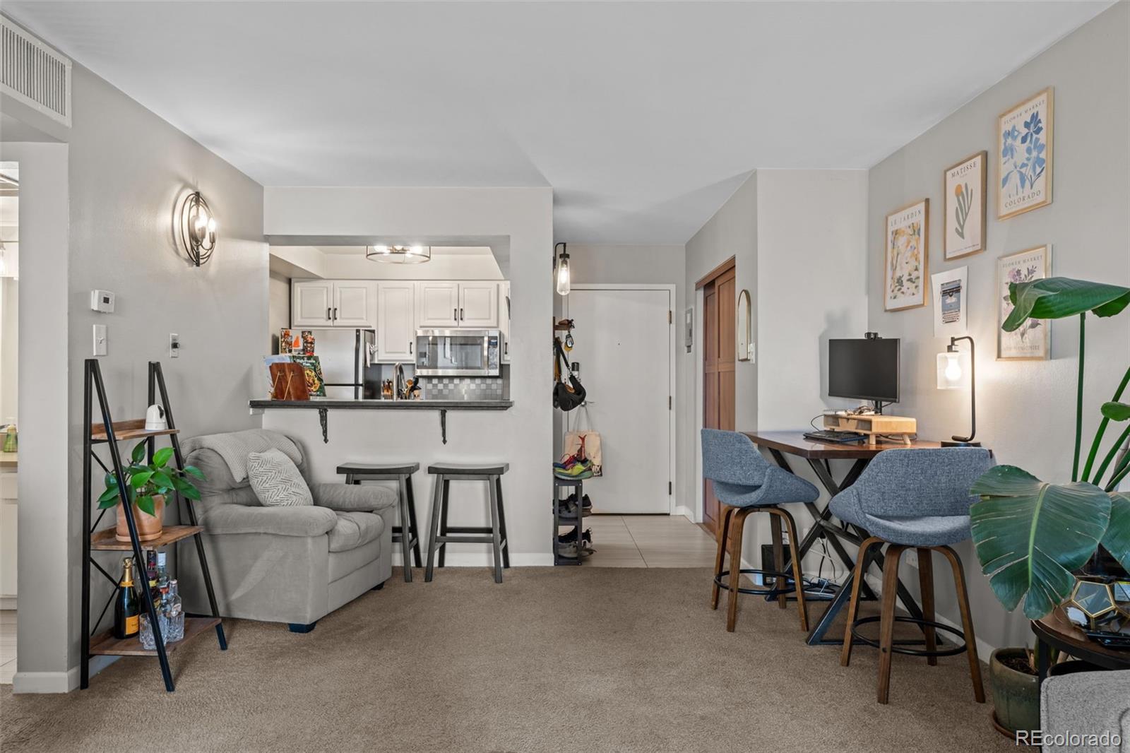 MLS Image #8 for 400 s lafayette street,denver, Colorado