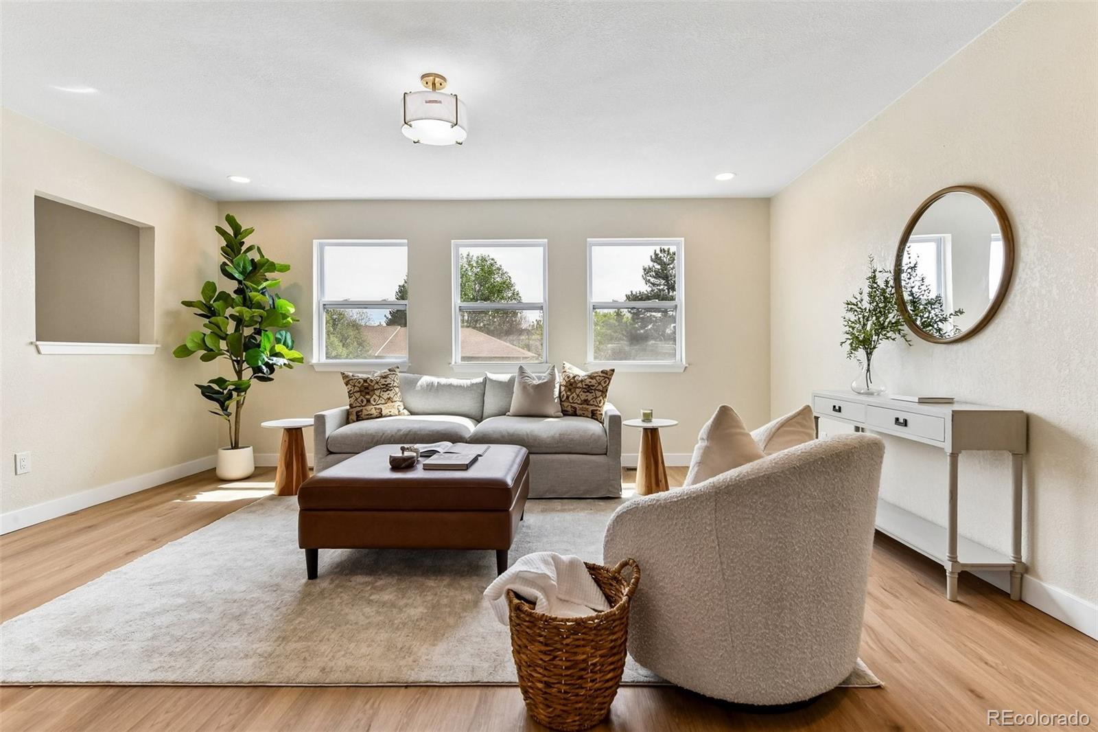 MLS Image #10 for 8903 s balsam street,littleton, Colorado