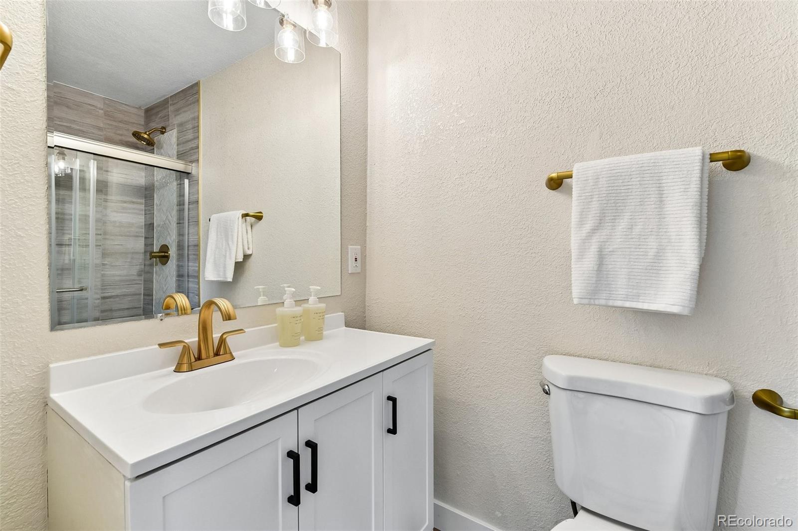 MLS Image #17 for 8903 s balsam street,littleton, Colorado