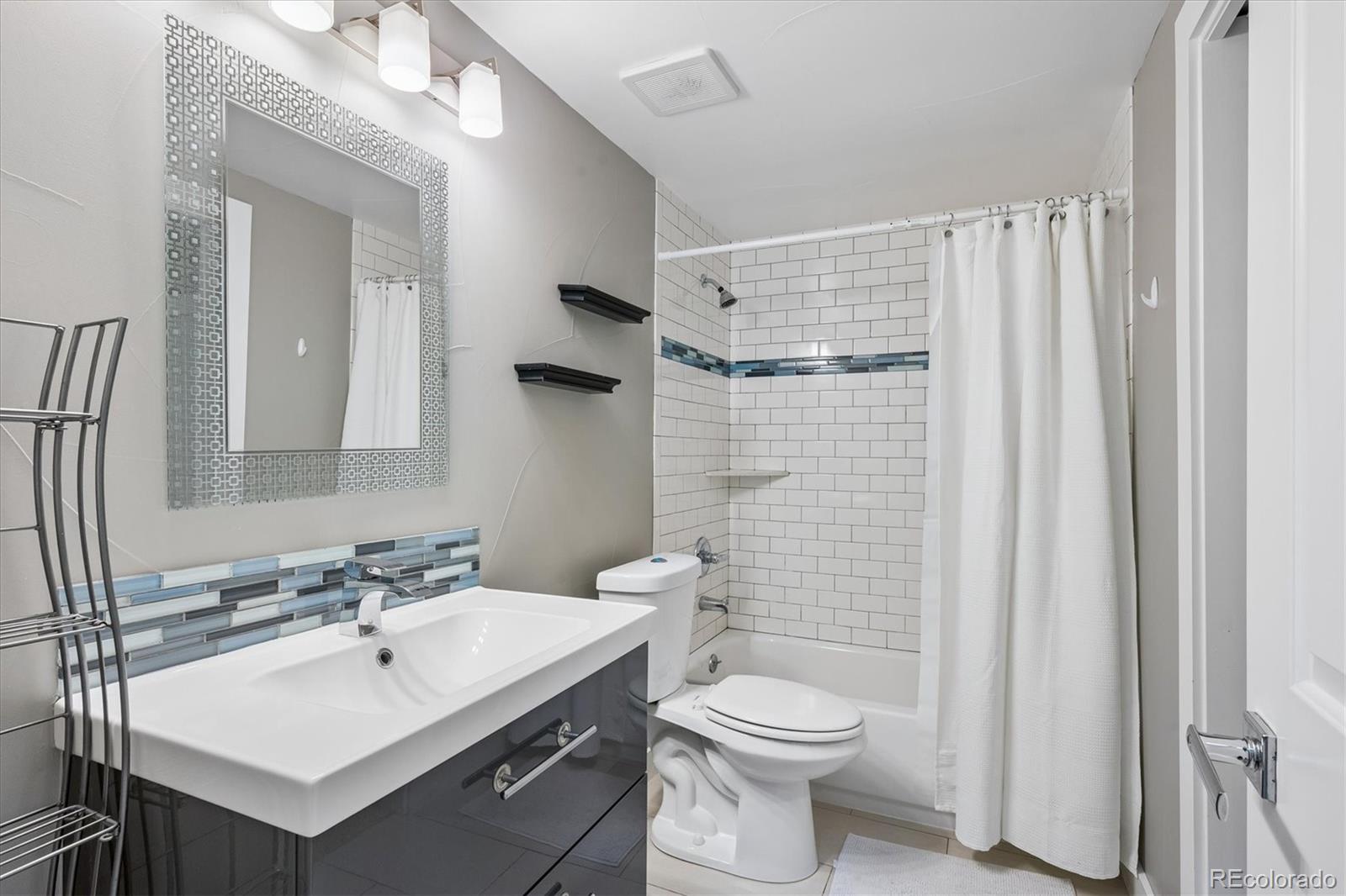 MLS Image #41 for 3823 w 39th avenue,denver, Colorado