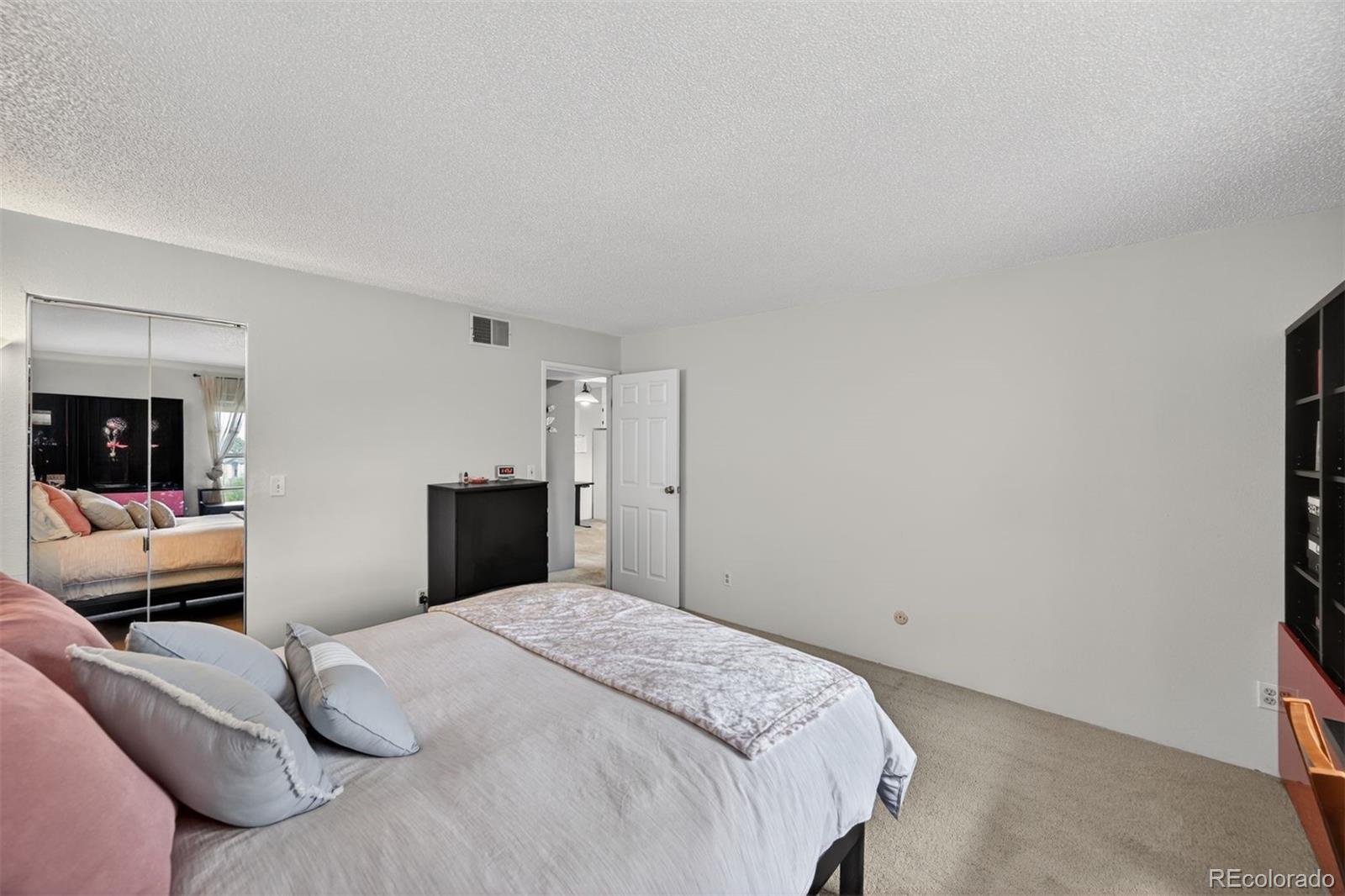 MLS Image #11 for 420  zang street 3-305,lakewood, Colorado