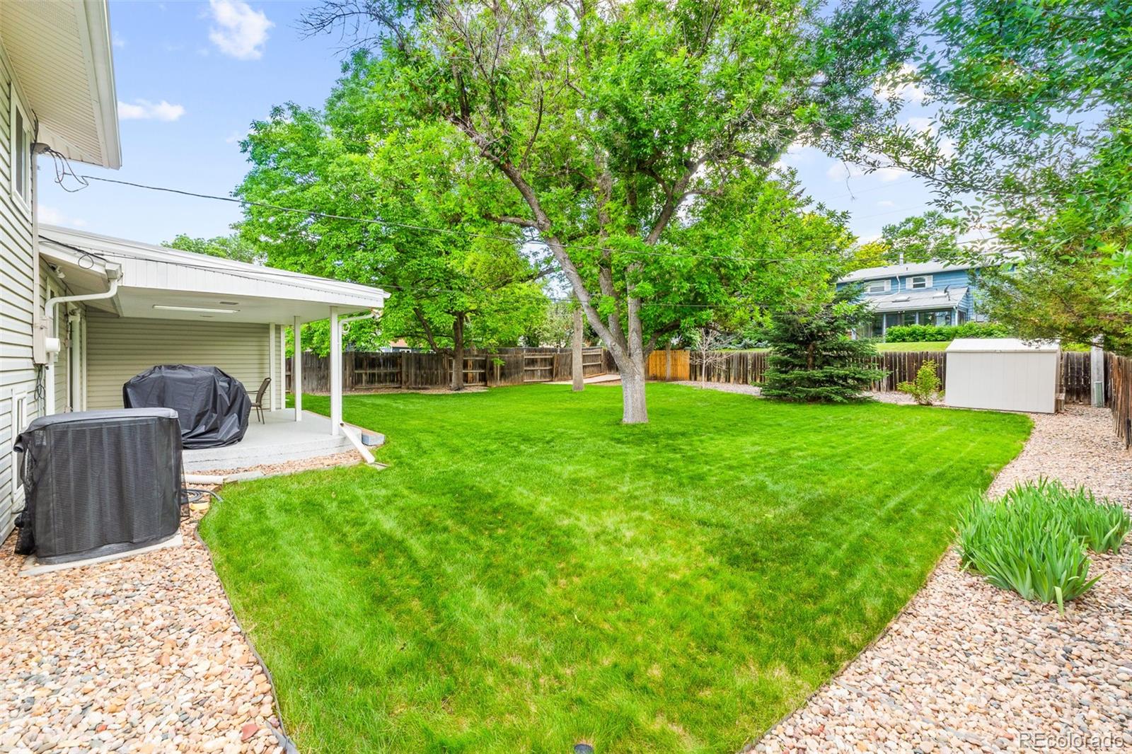 MLS Image #10 for 3057 s alton court,denver, Colorado