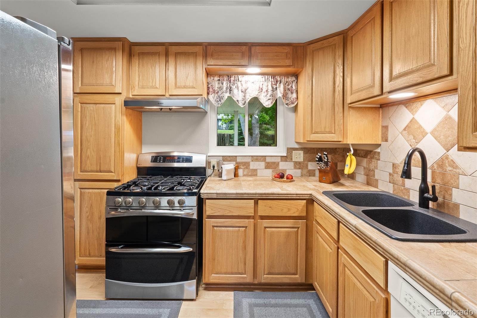 MLS Image #25 for 3057 s alton court,denver, Colorado