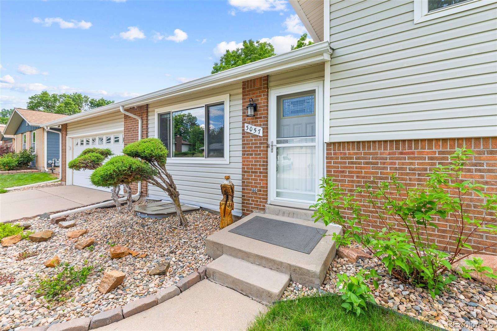 MLS Image #3 for 3057 s alton court,denver, Colorado