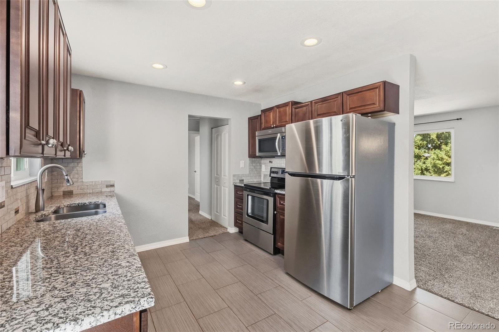 MLS Image #10 for 7225  millbrook court,fountain, Colorado