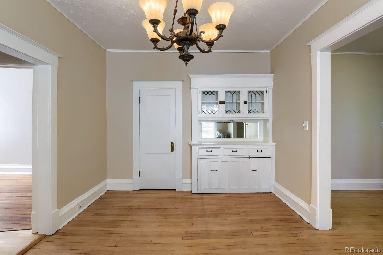 MLS Image #10 for 1746 n franklin street 4,denver, Colorado