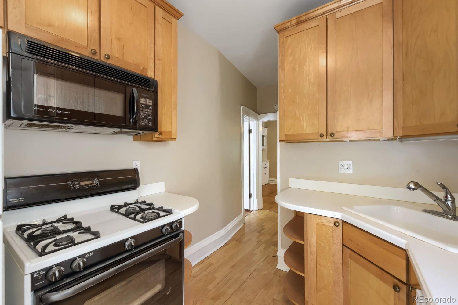 MLS Image #12 for 1746 n franklin street 4,denver, Colorado