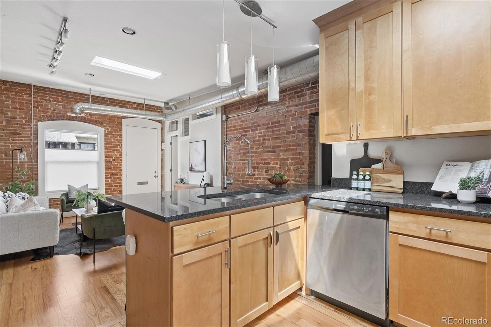 MLS Image #11 for 2440 w 33rd avenue,denver, Colorado