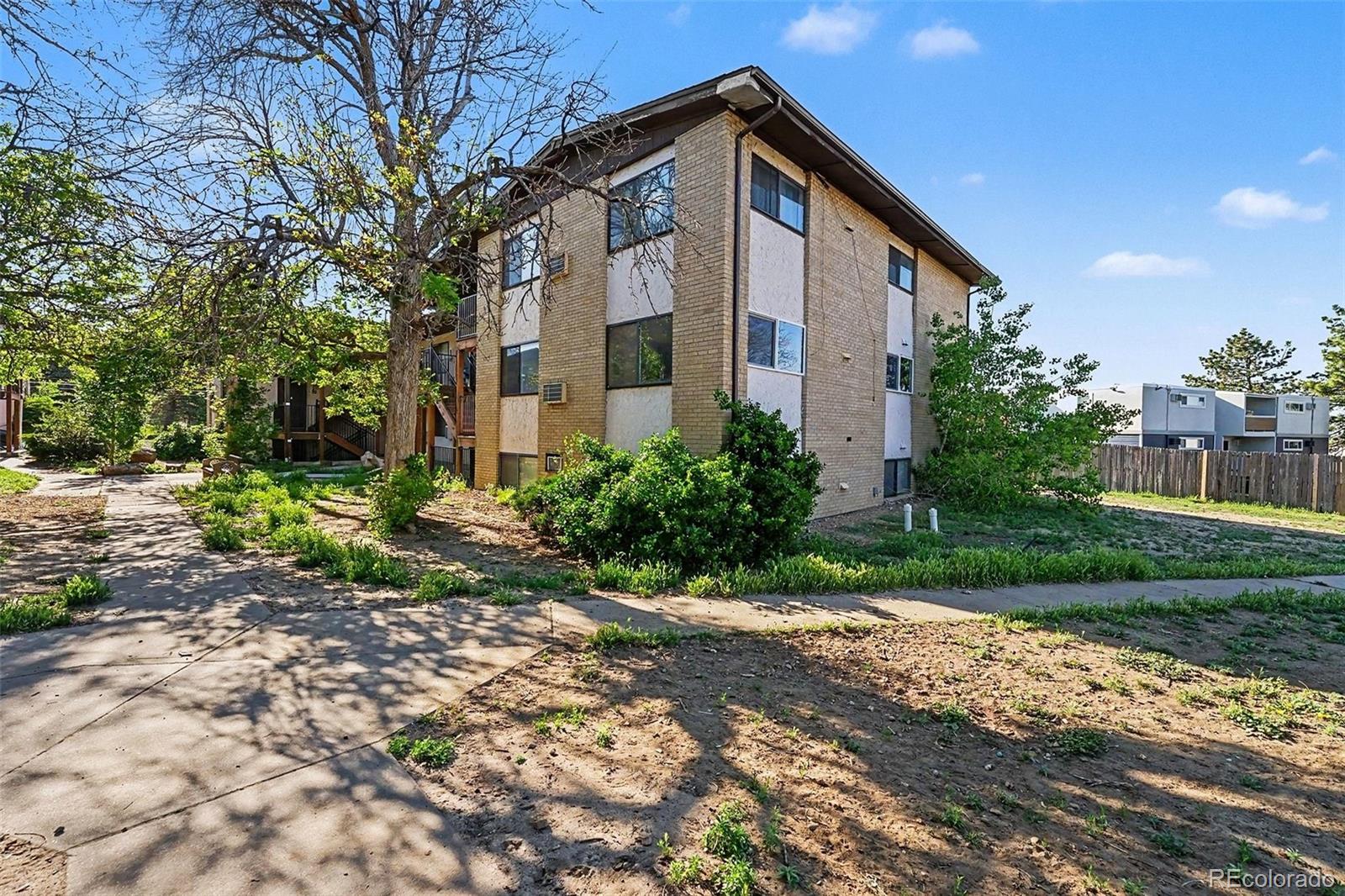 MLS Image #1 for 875 s quebec street,denver, Colorado