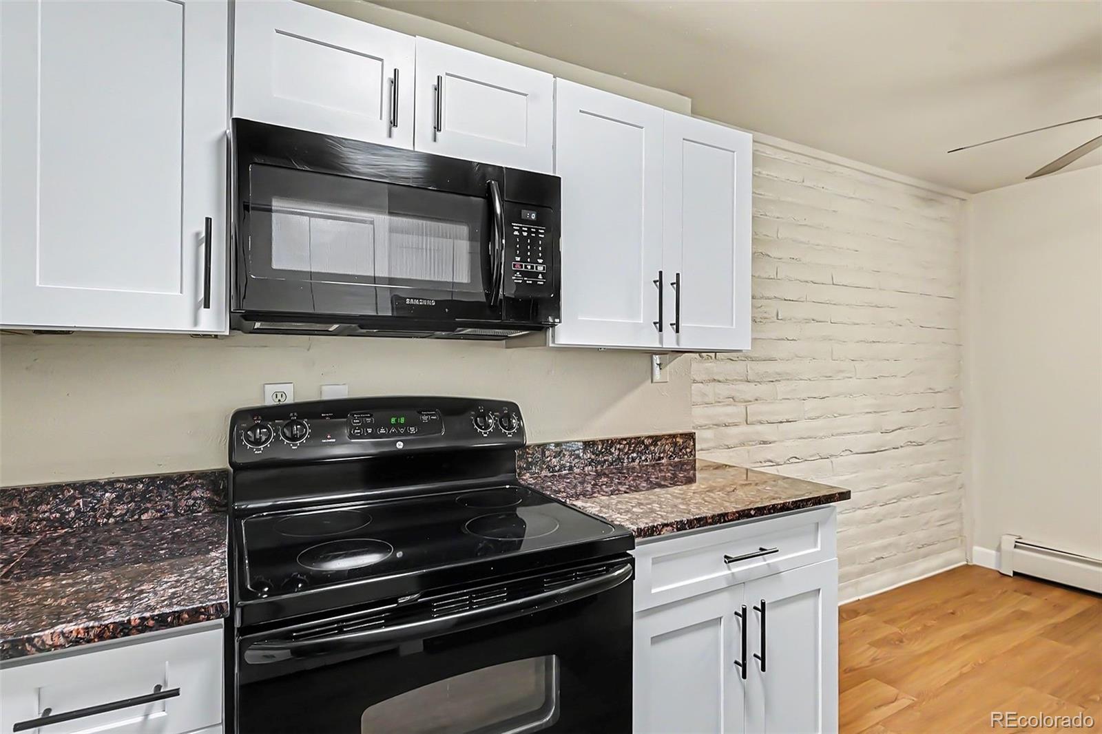 MLS Image #13 for 875 s quebec street,denver, Colorado