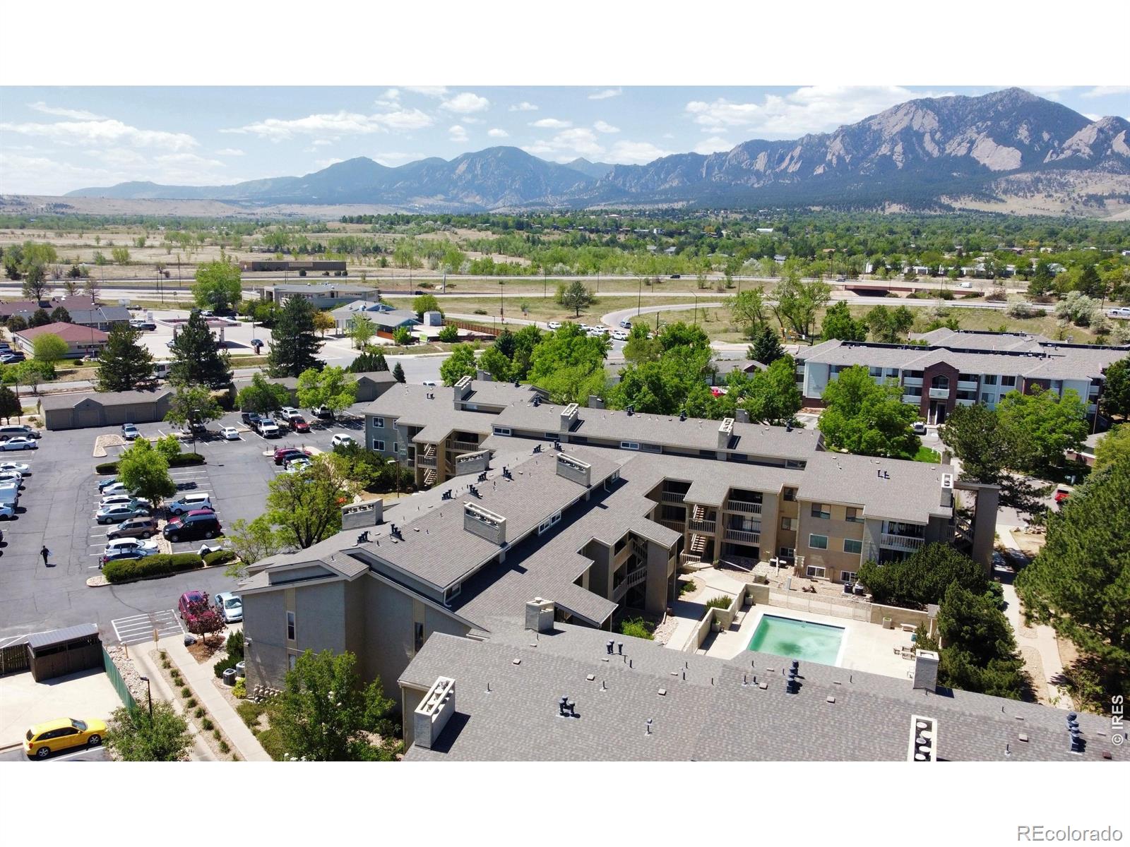 MLS Image #11 for 40 s boulder circle,boulder, Colorado