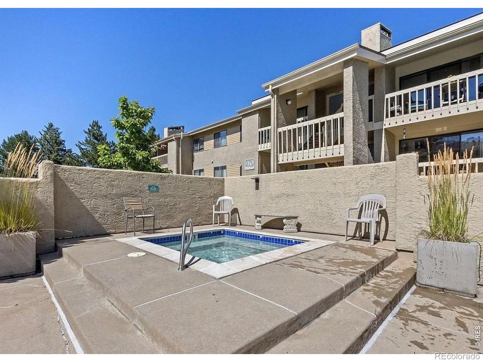 MLS Image #28 for 40 s boulder circle,boulder, Colorado