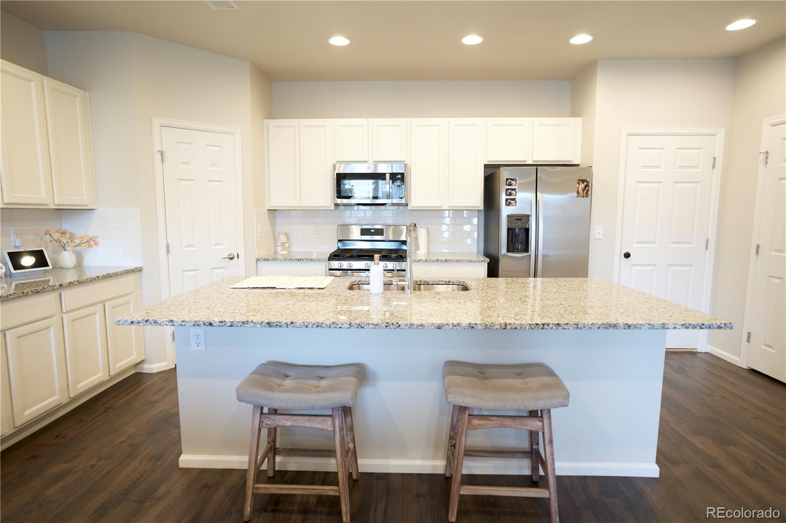 MLS Image #6 for 6673 n ceylon street ,denver, Colorado