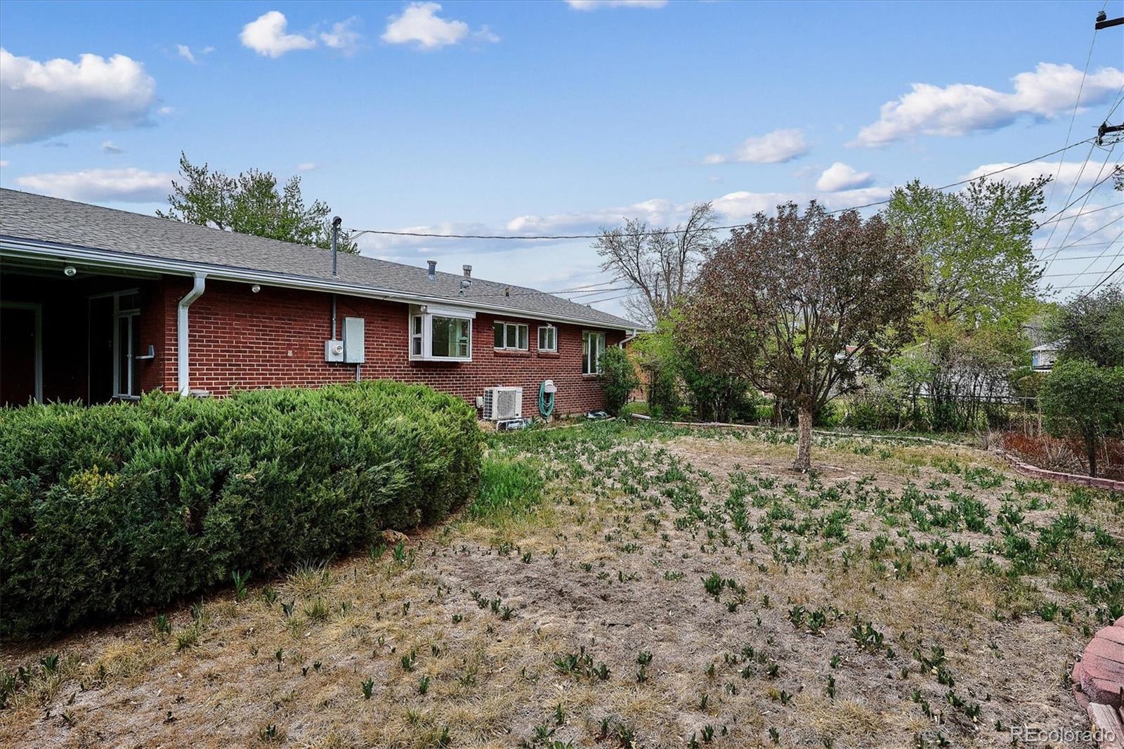 MLS Image #21 for 722 s holly street,denver, Colorado