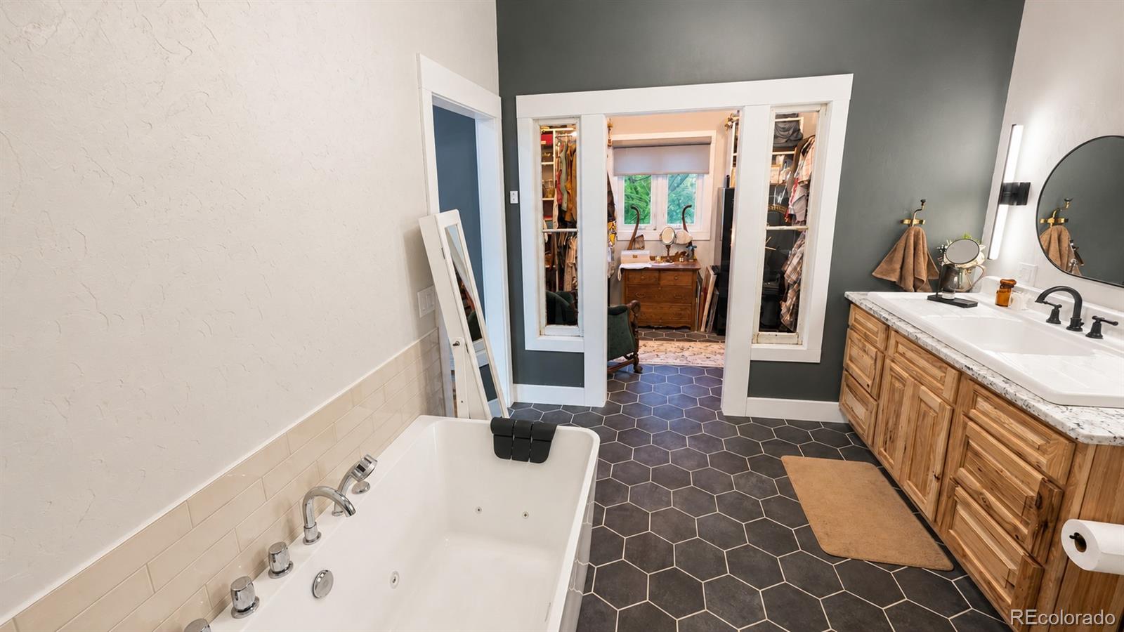 MLS Image #15 for 15245  county road 14 ,fort morgan, Colorado