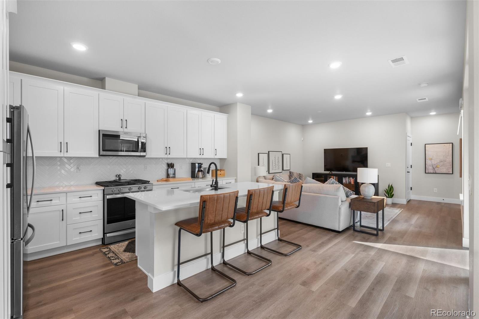 MLS Image #5 for 7210  watercress drive,littleton, Colorado