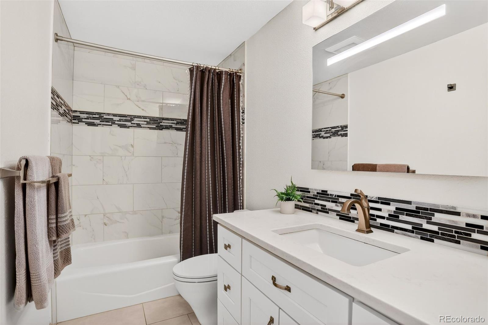 MLS Image #29 for 7601 e oxford avenue,denver, Colorado