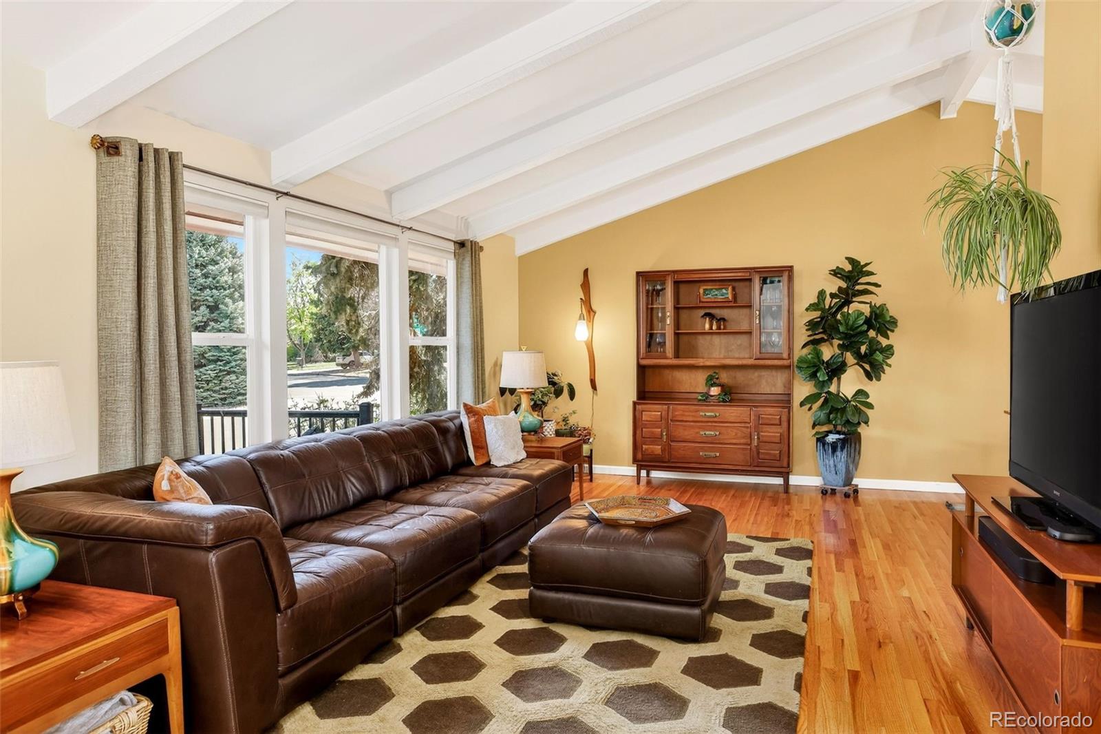 MLS Image #6 for 7601 e oxford avenue,denver, Colorado
