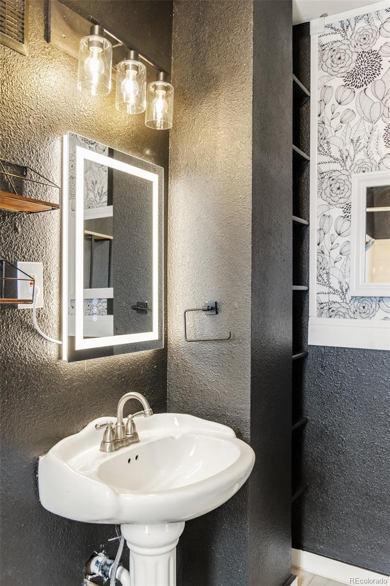 MLS Image #17 for 46  lowell boulevard,denver, Colorado