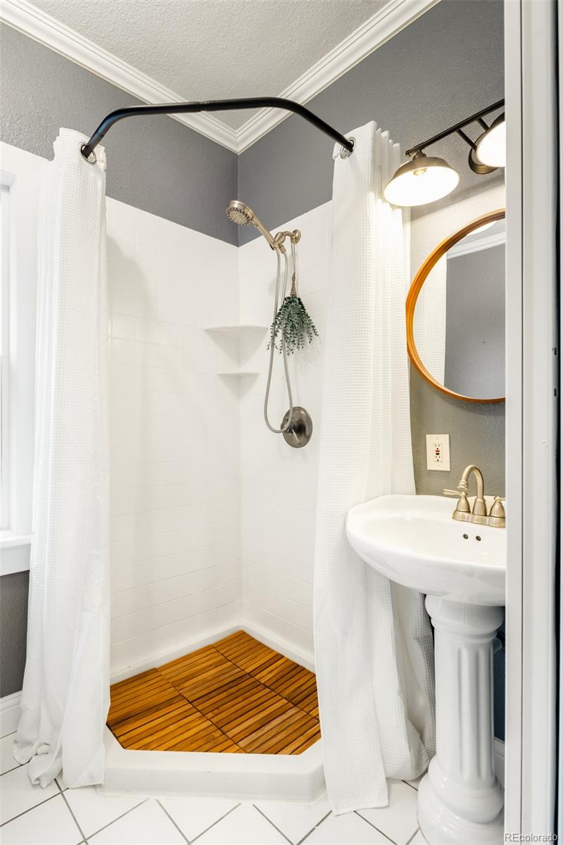 MLS Image #19 for 46  lowell boulevard,denver, Colorado
