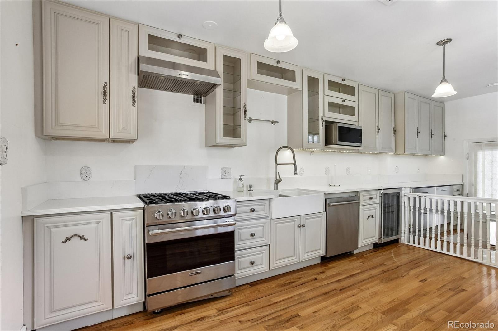 MLS Image #11 for 345  grape street,denver, Colorado