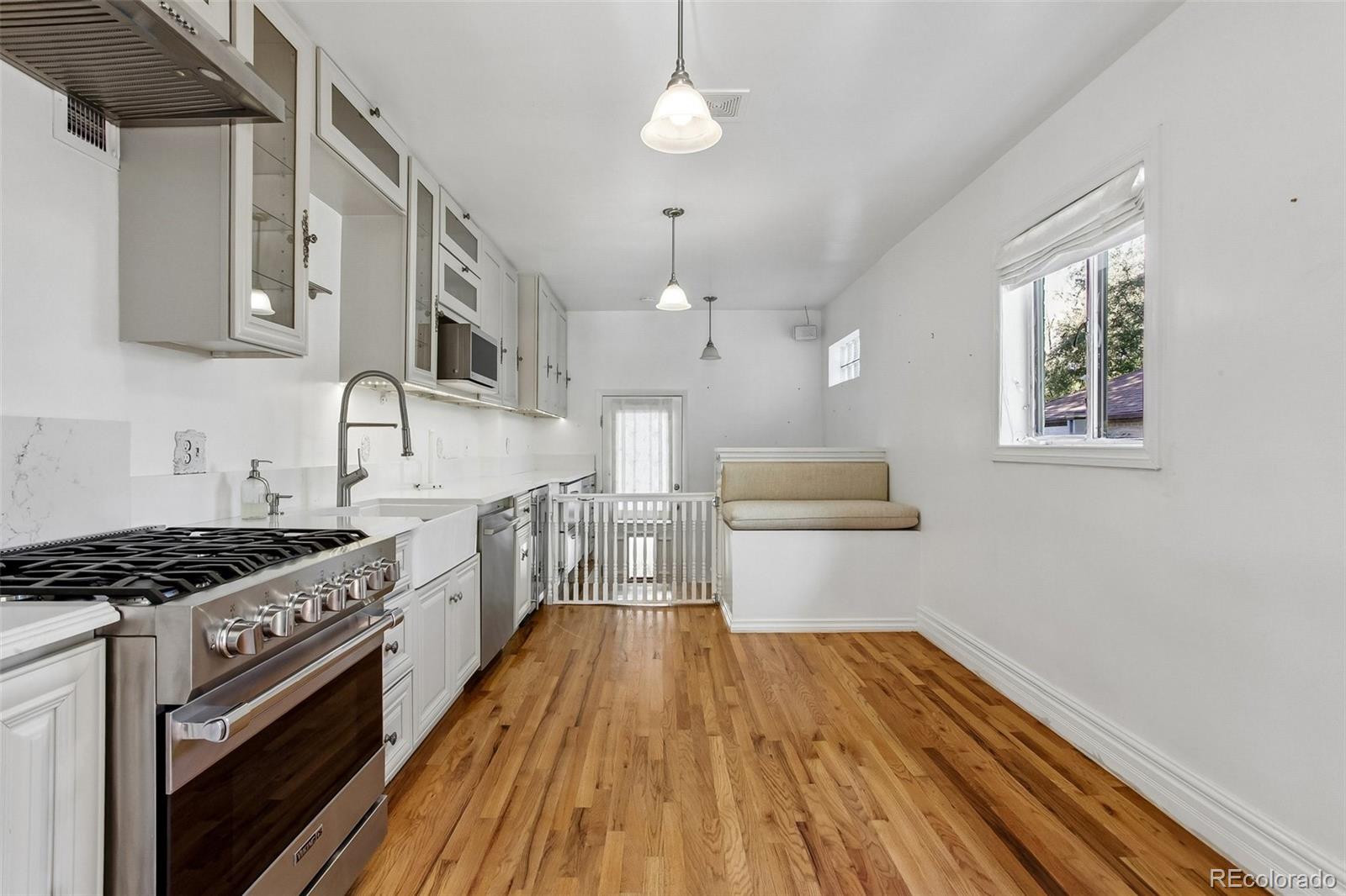 MLS Image #12 for 345  grape street,denver, Colorado