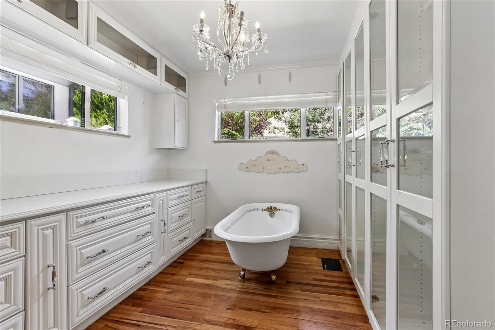 MLS Image #20 for 345  grape street,denver, Colorado
