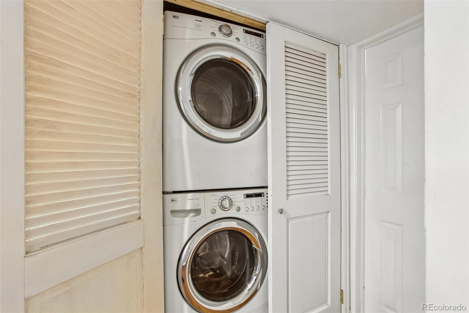 MLS Image #24 for 345  grape street,denver, Colorado