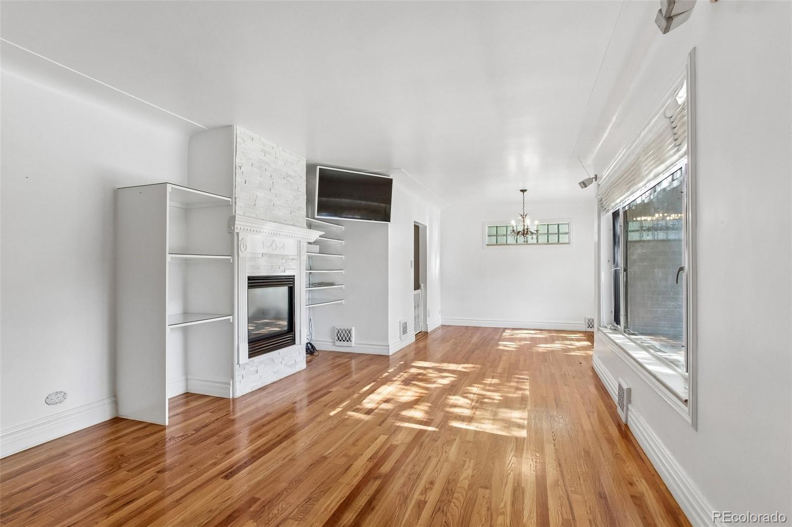 MLS Image #3 for 345  grape street,denver, Colorado