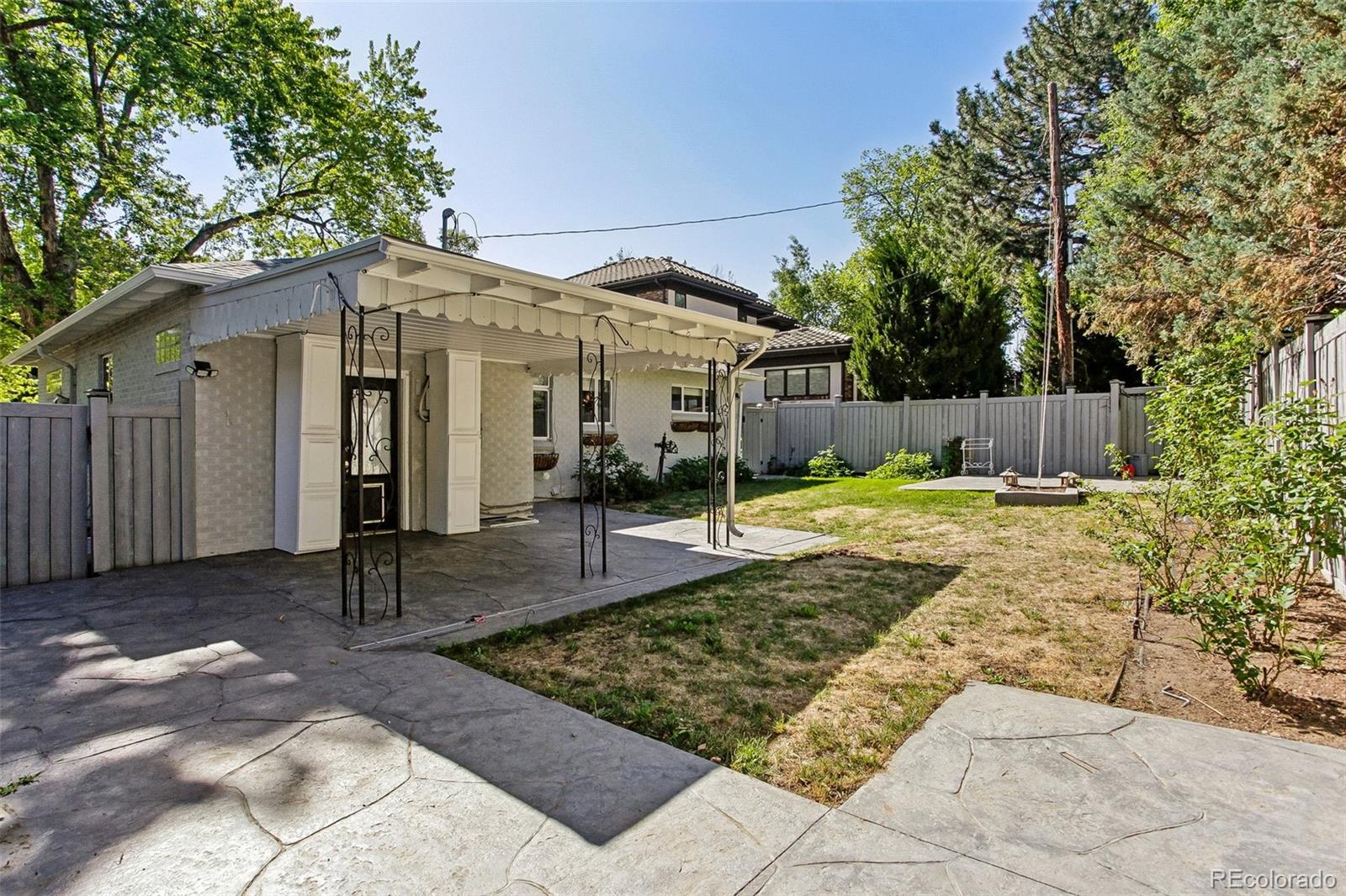 MLS Image #33 for 345  grape street,denver, Colorado