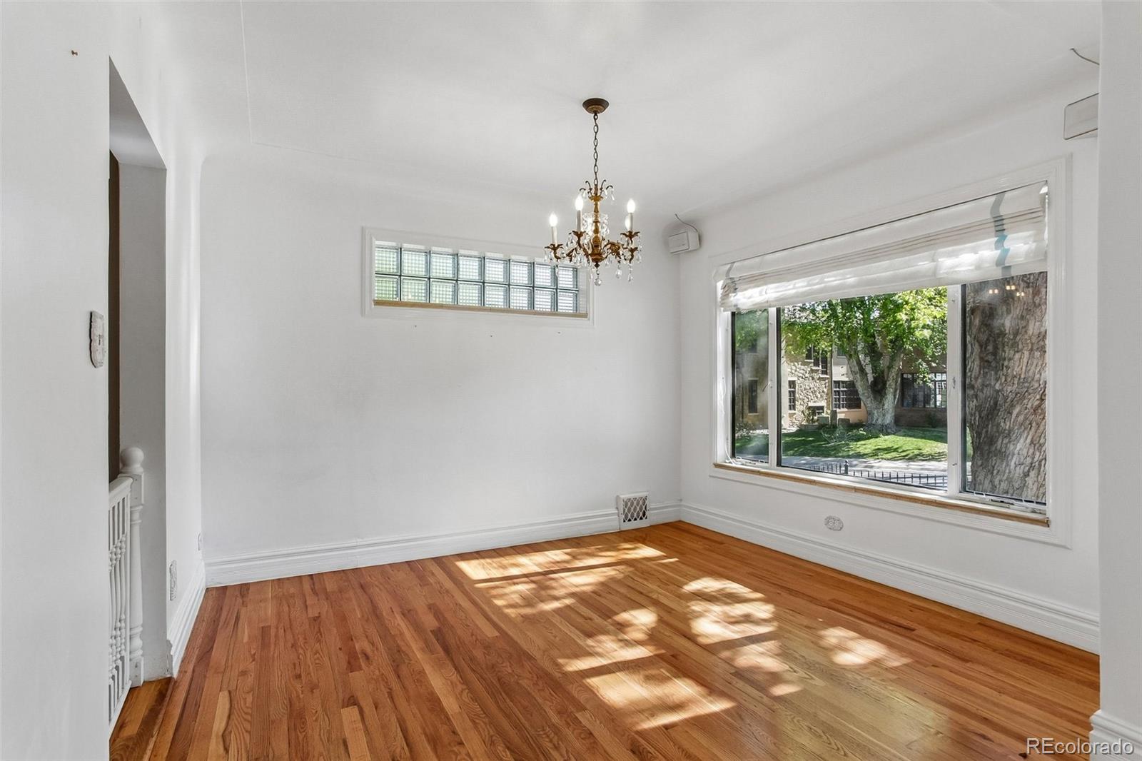 MLS Image #9 for 345  grape street,denver, Colorado