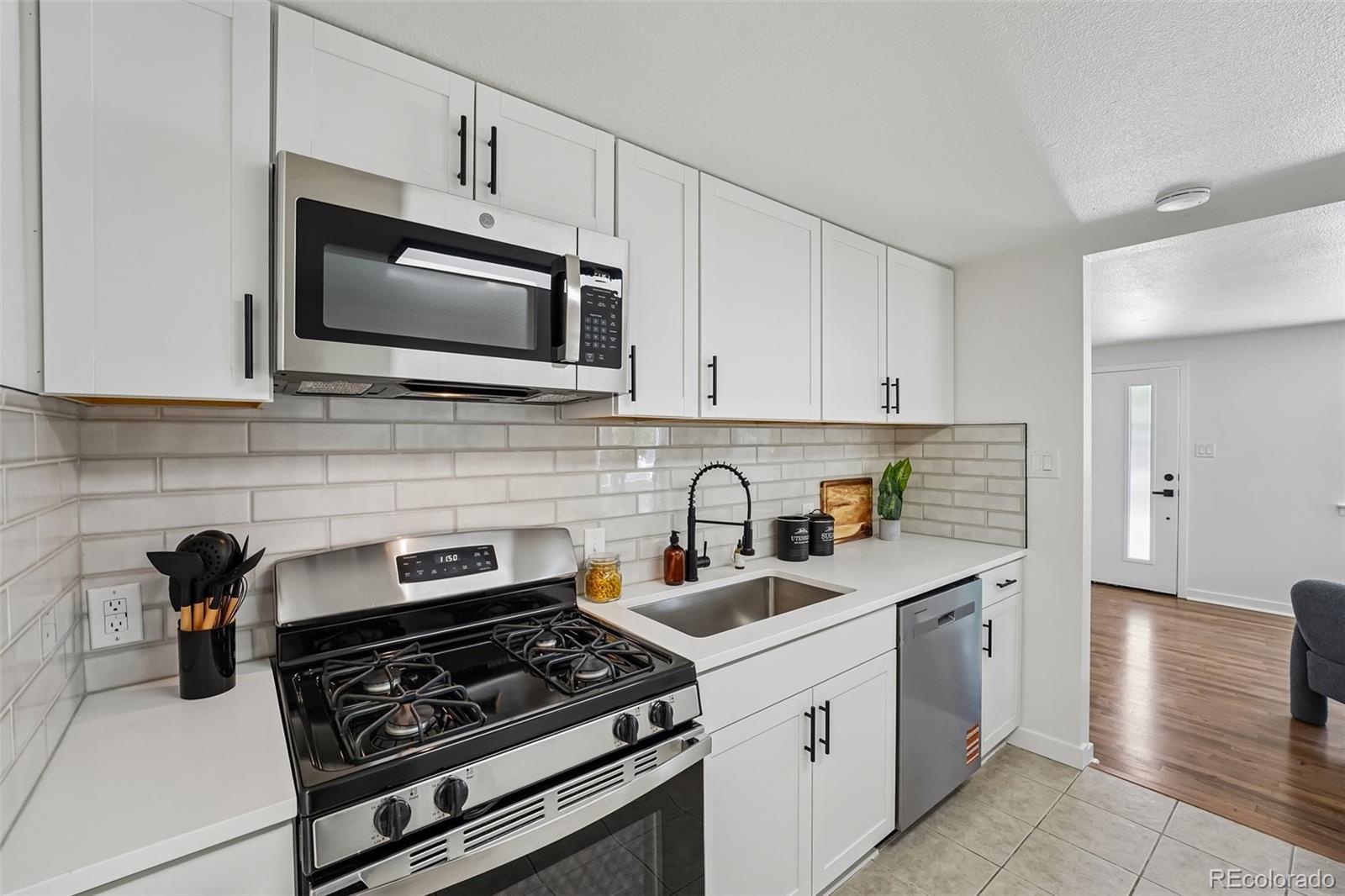 MLS Image #9 for 6900 w 55th place,arvada, Colorado