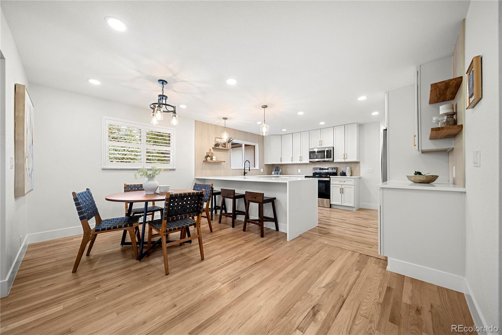 MLS Image #11 for 6769 s foresthill street,littleton, Colorado