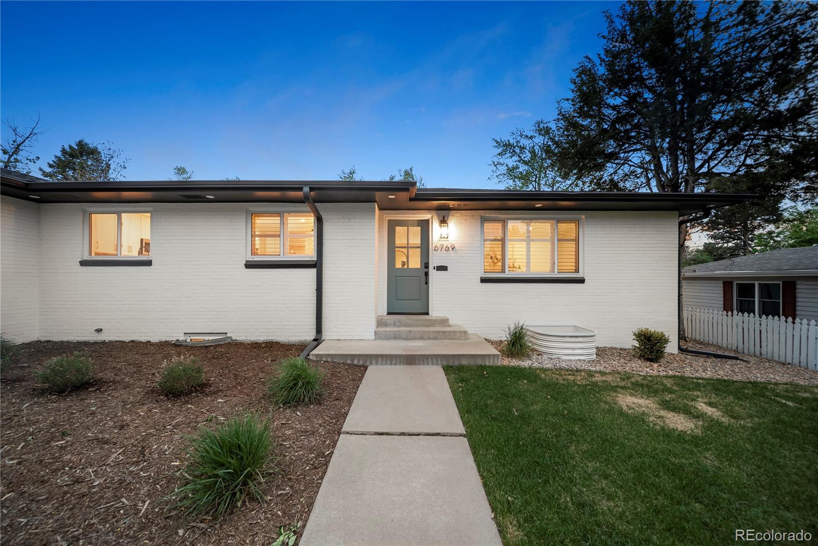 MLS Image #2 for 6769 s foresthill street,littleton, Colorado