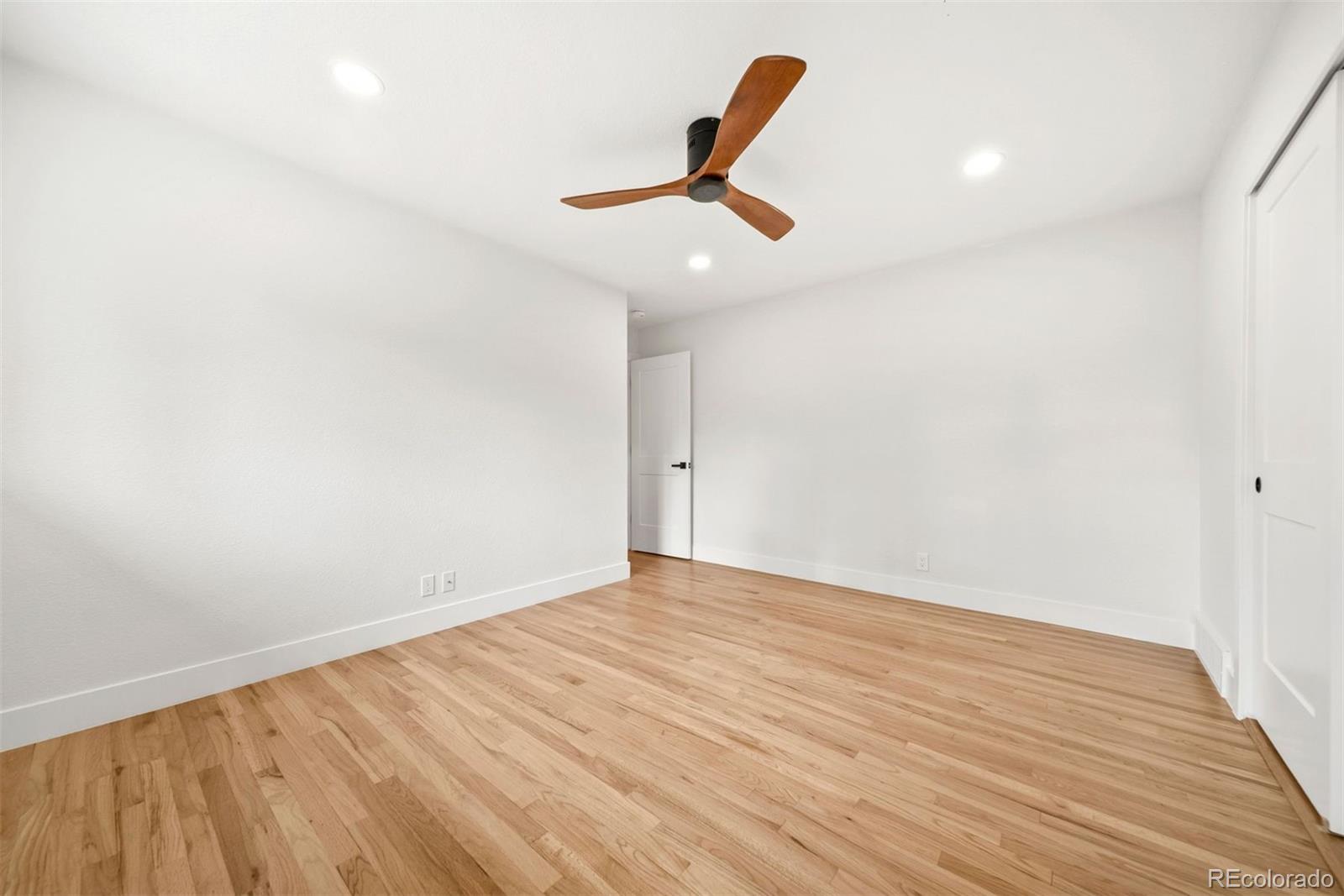 MLS Image #21 for 6769 s foresthill street,littleton, Colorado