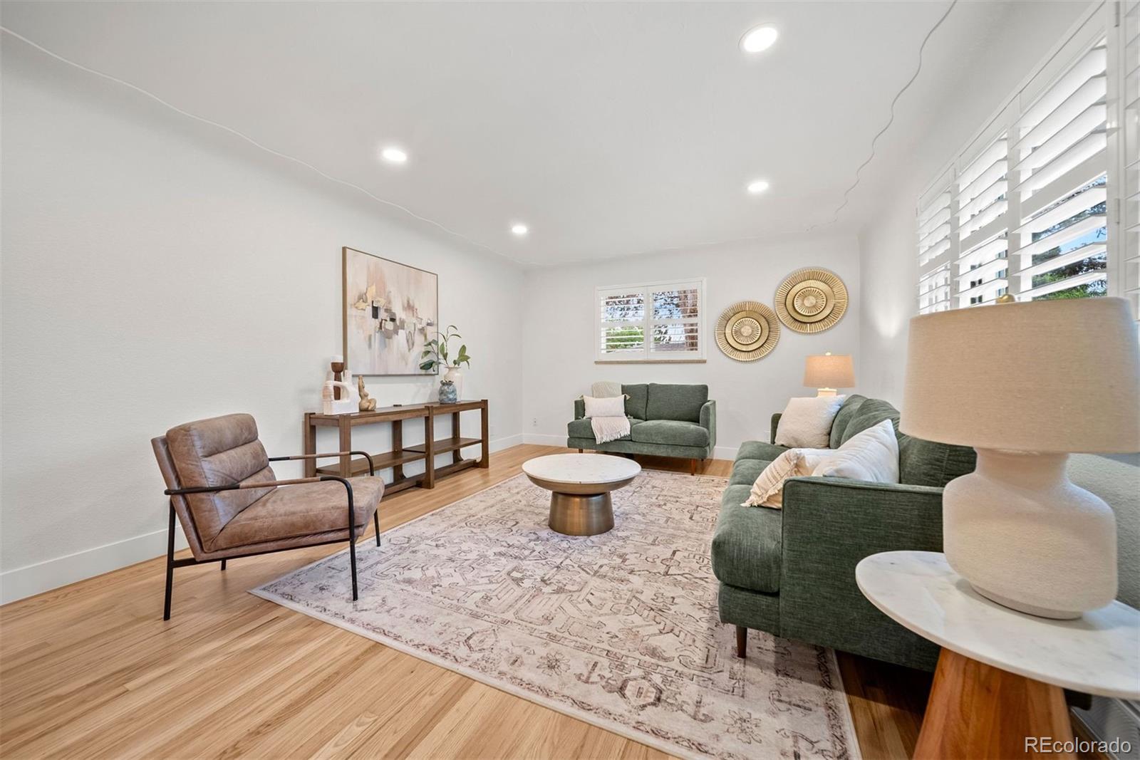 MLS Image #4 for 6769 s foresthill street,littleton, Colorado