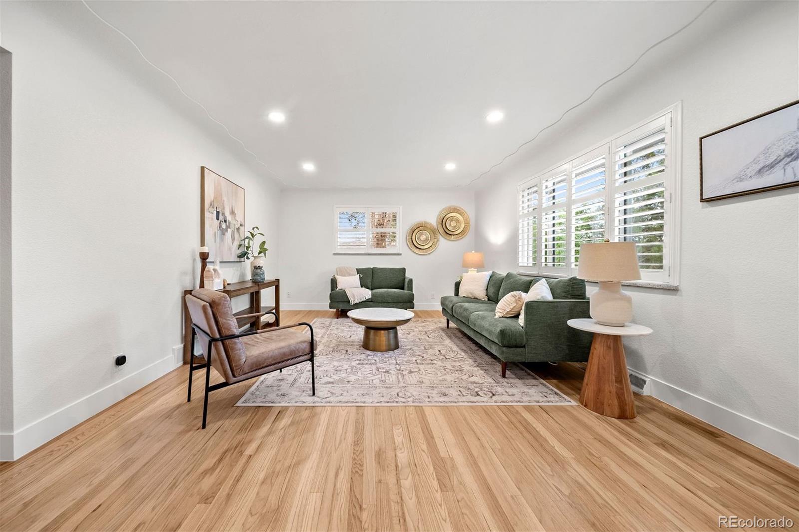 MLS Image #5 for 6769 s foresthill street,littleton, Colorado