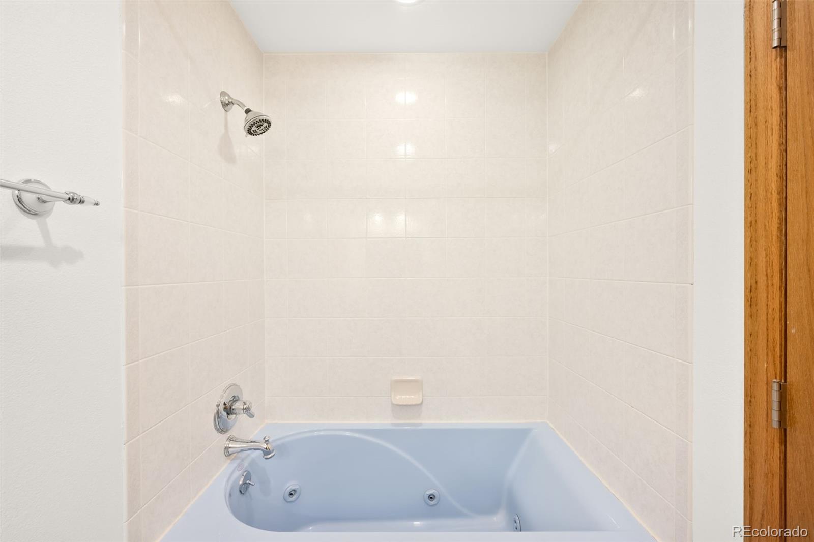 MLS Image #21 for 6470 s locust way,centennial, Colorado
