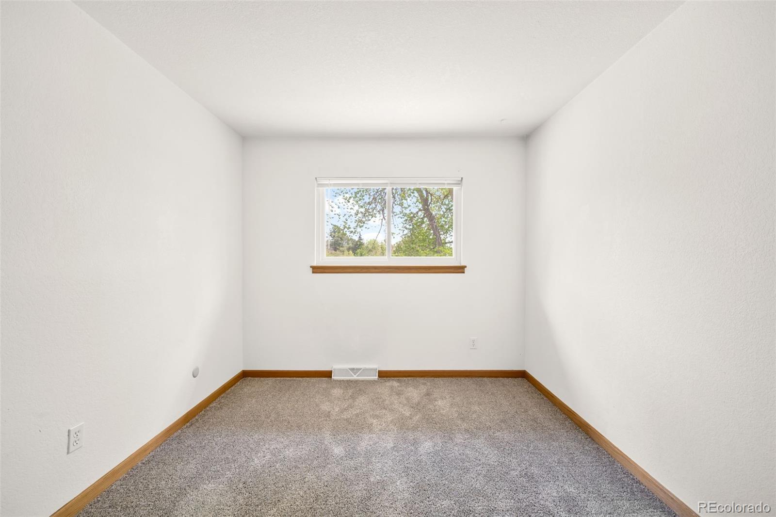MLS Image #24 for 6470 s locust way,centennial, Colorado