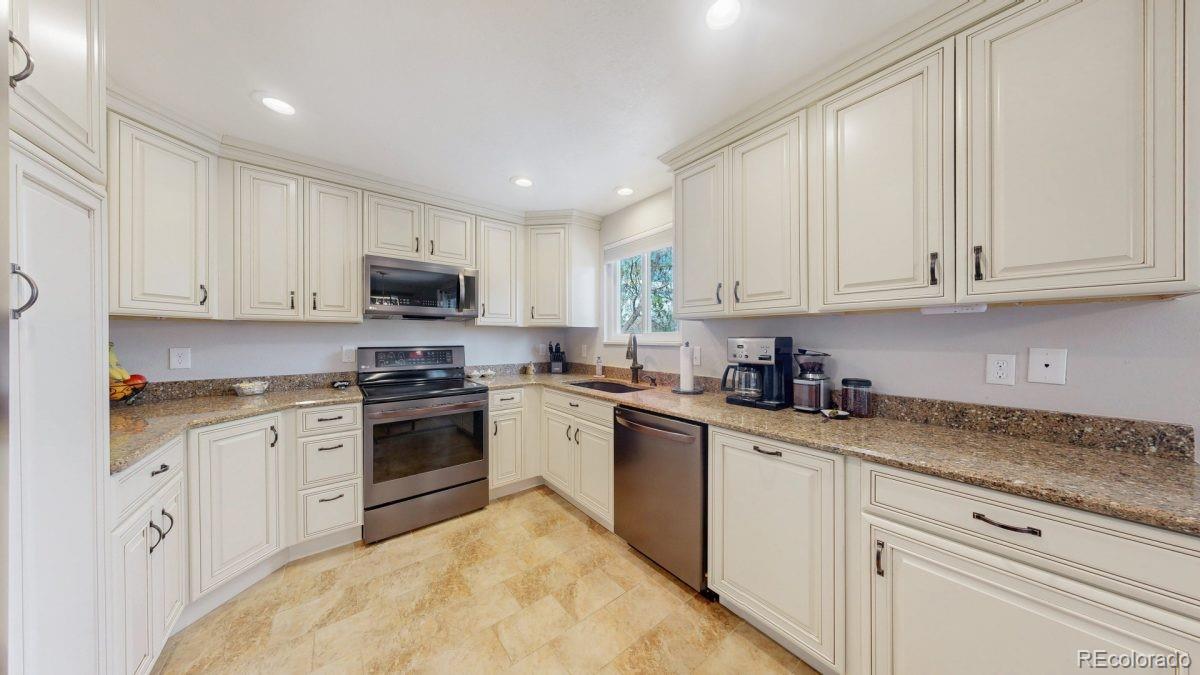 MLS Image #8 for 17677 e prentice circle,centennial, Colorado