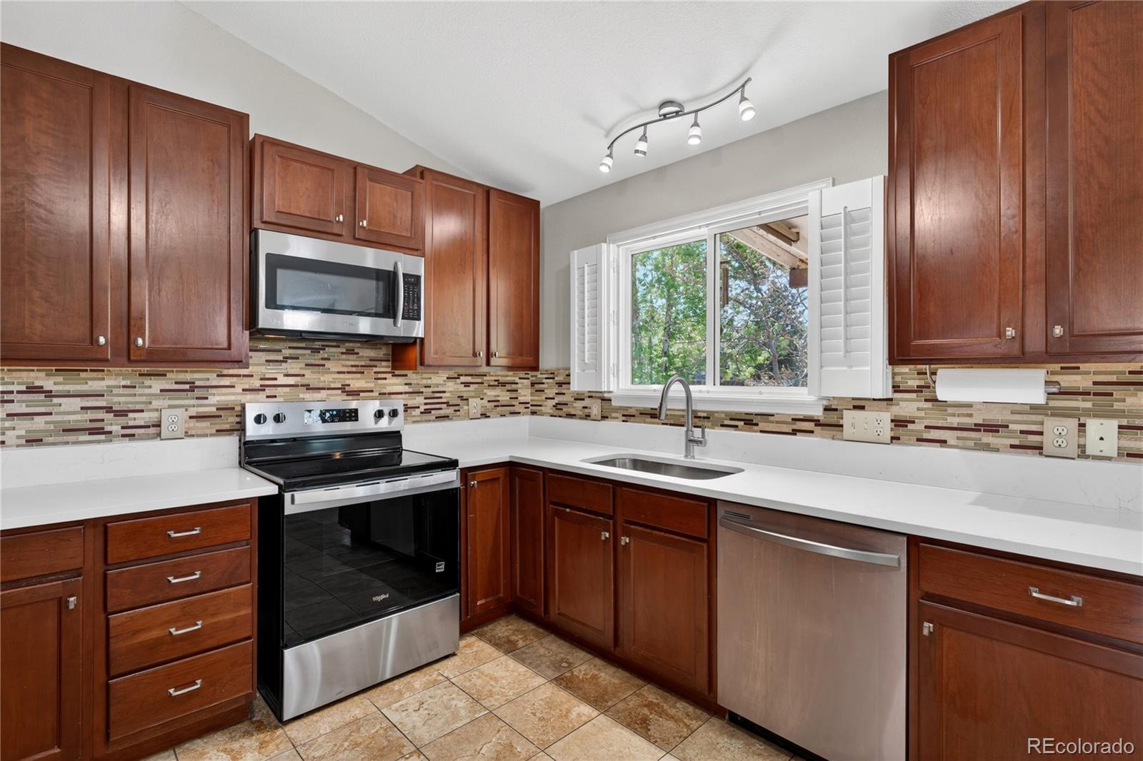 MLS Image #6 for 952 s quintero court,aurora, Colorado