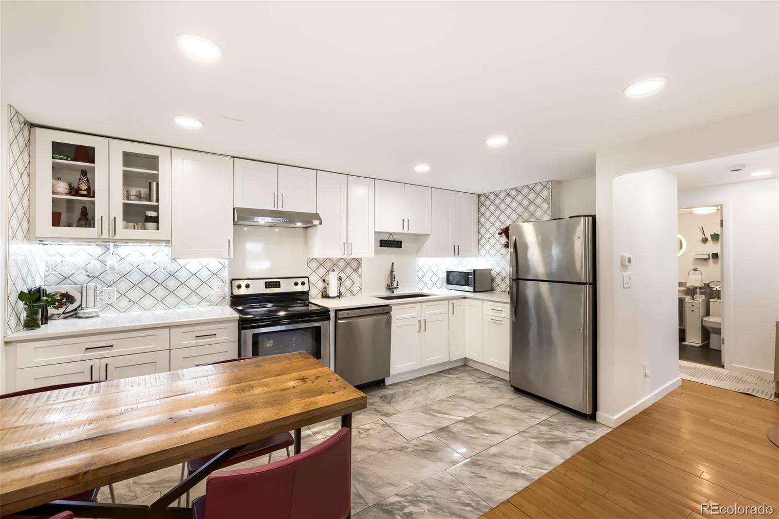 MLS Image #4 for 1270 n marion street,denver, Colorado
